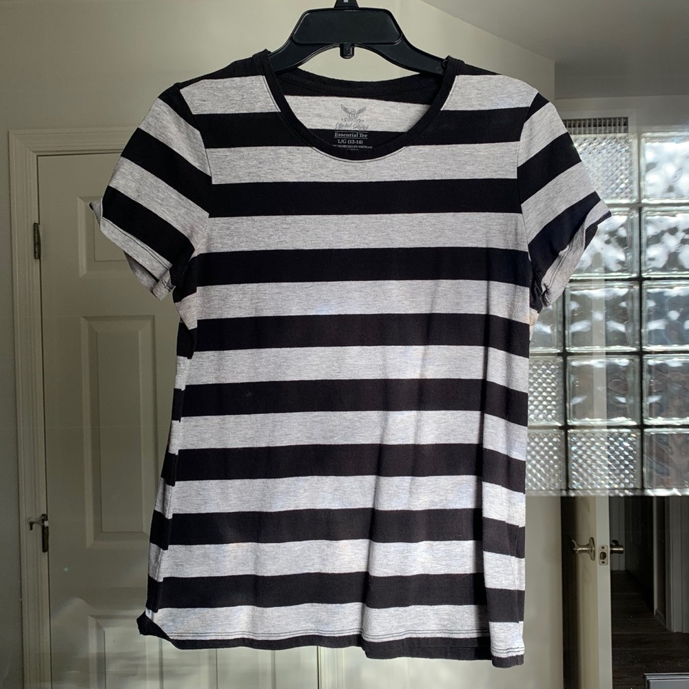 Faded Glory Black & Grey Shirt